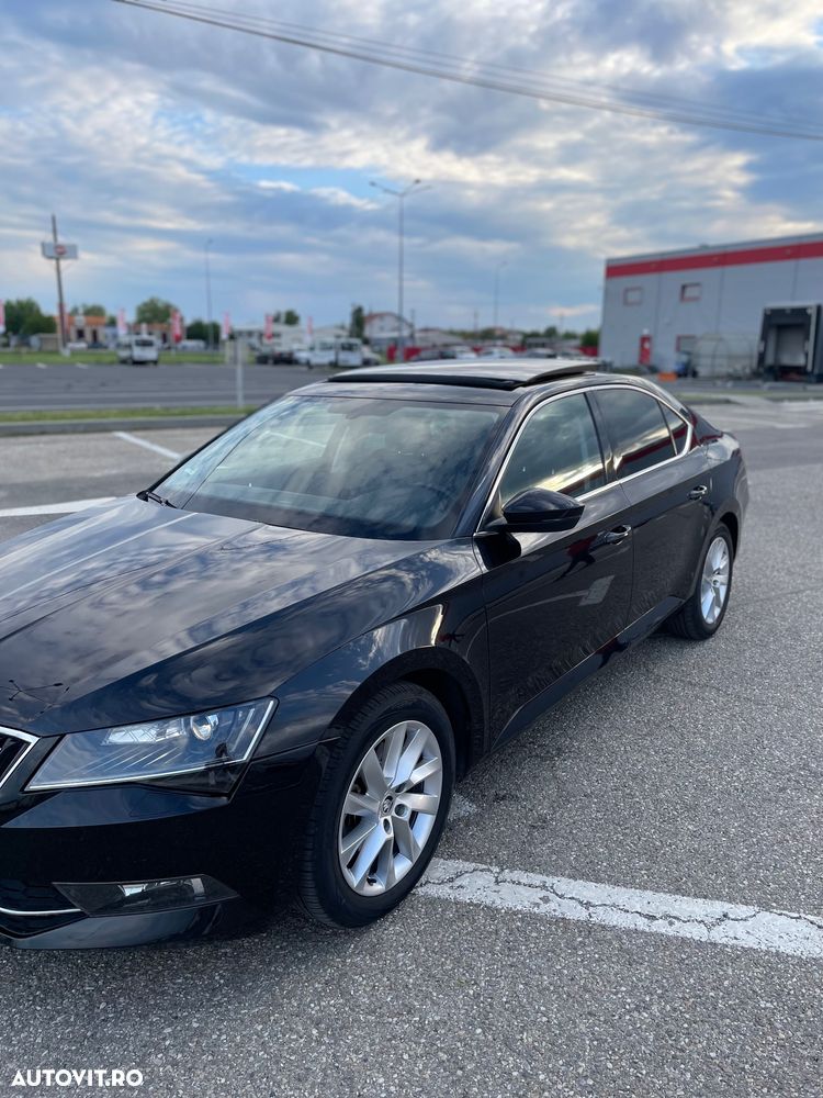 Skoda Superb 2.0 TDI DSG Style - 18