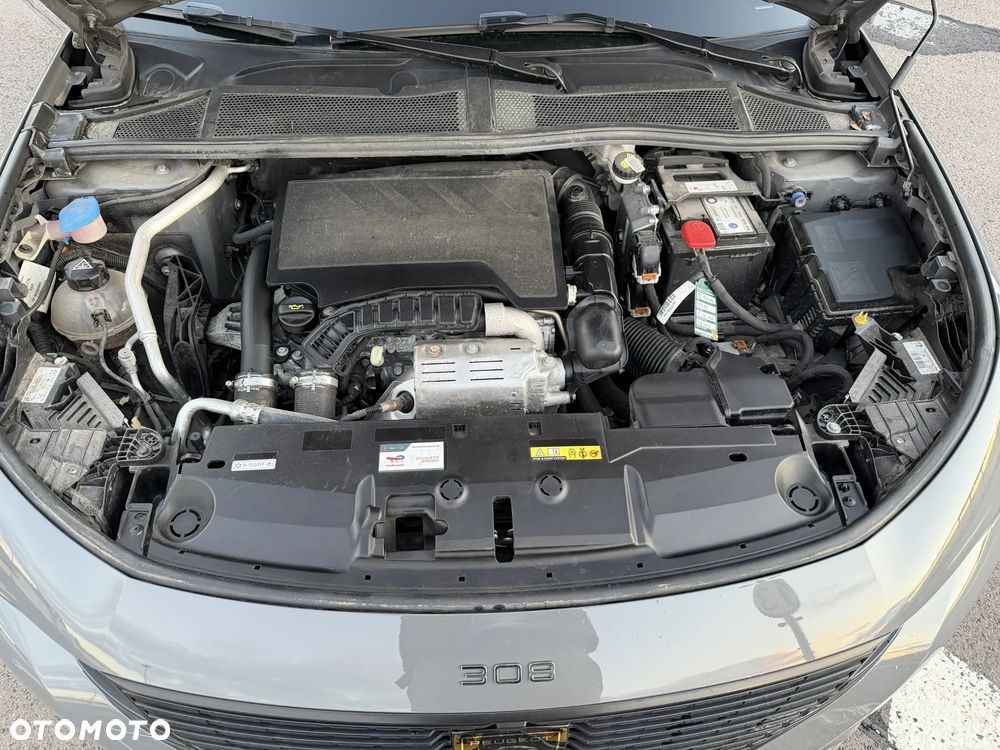 Peugeot 308 1.2 PureTech Allure Pack S&S EAT8 - 18