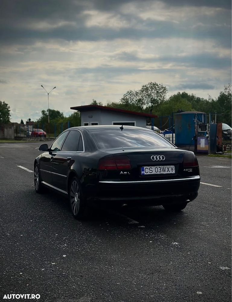 Audi A8 - 2