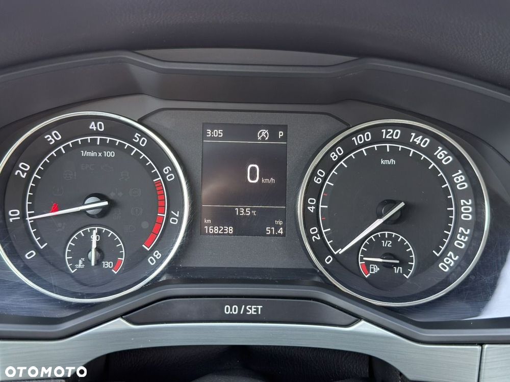 Skoda Superb 2.0 TSI 4x4 Ambition DSG - 25