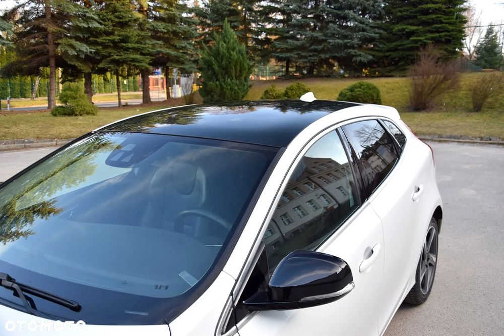 Volvo V40 D3 Geartronic Summum - 12