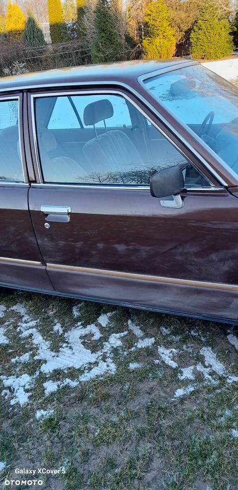 Toyota Carina - 12