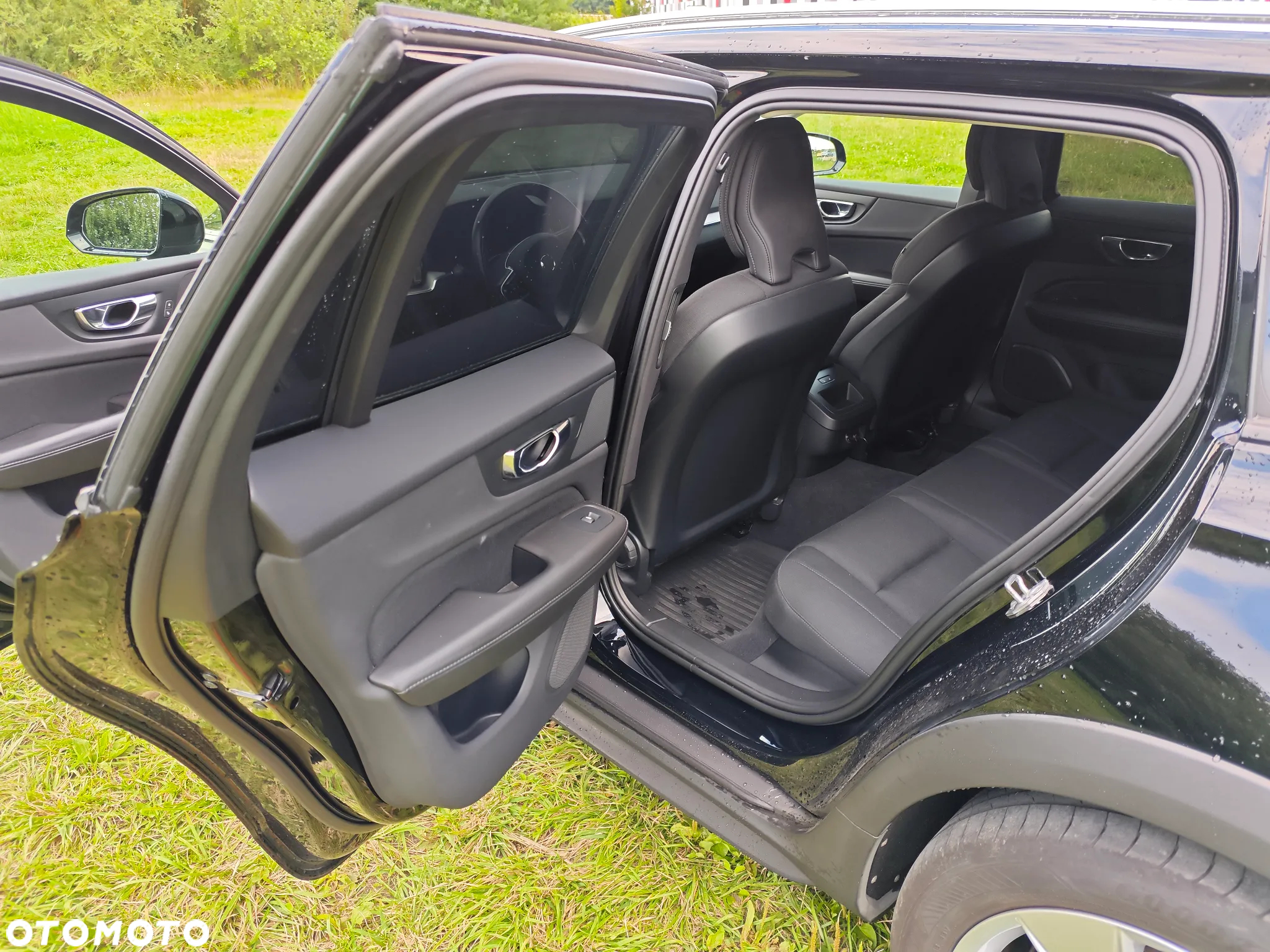 Volvo V60 Cross Country D4 AWD - 30