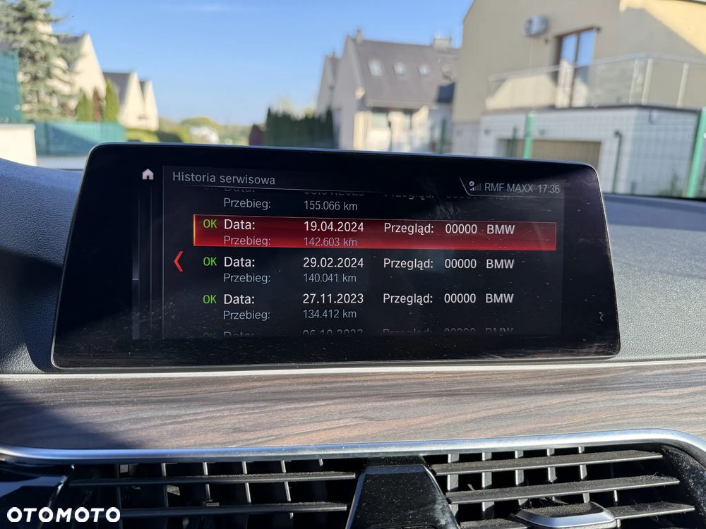 BMW Seria 5 520d xDrive M Sport sport - 31