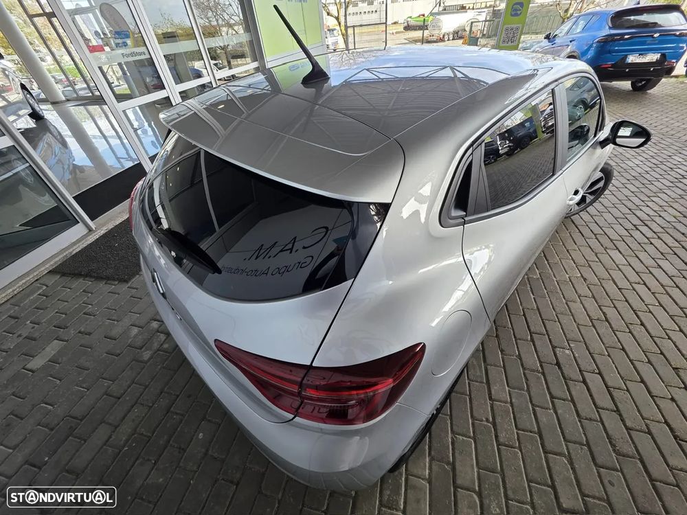 Renault Clio 1.0 TCe Evolution Bi-Fuel - 4