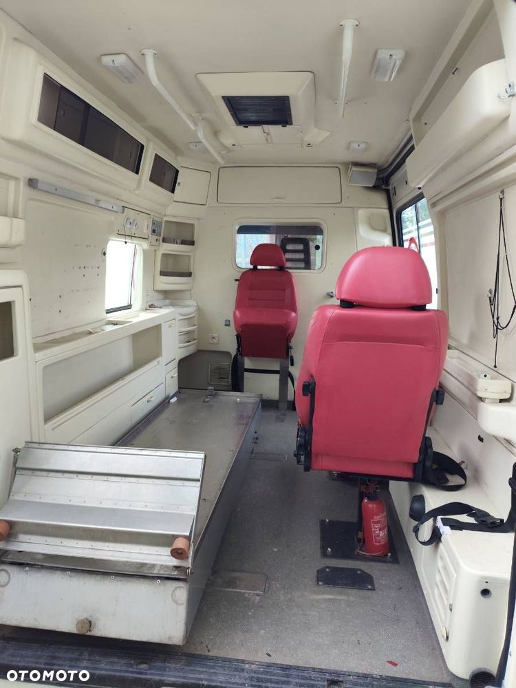 ZABUDOWA KARETKI FIAT DUCATO Autobus (230_) 1994 - 2005 2.0 Panorama/Combinato 80 kW [109 KM] - 1