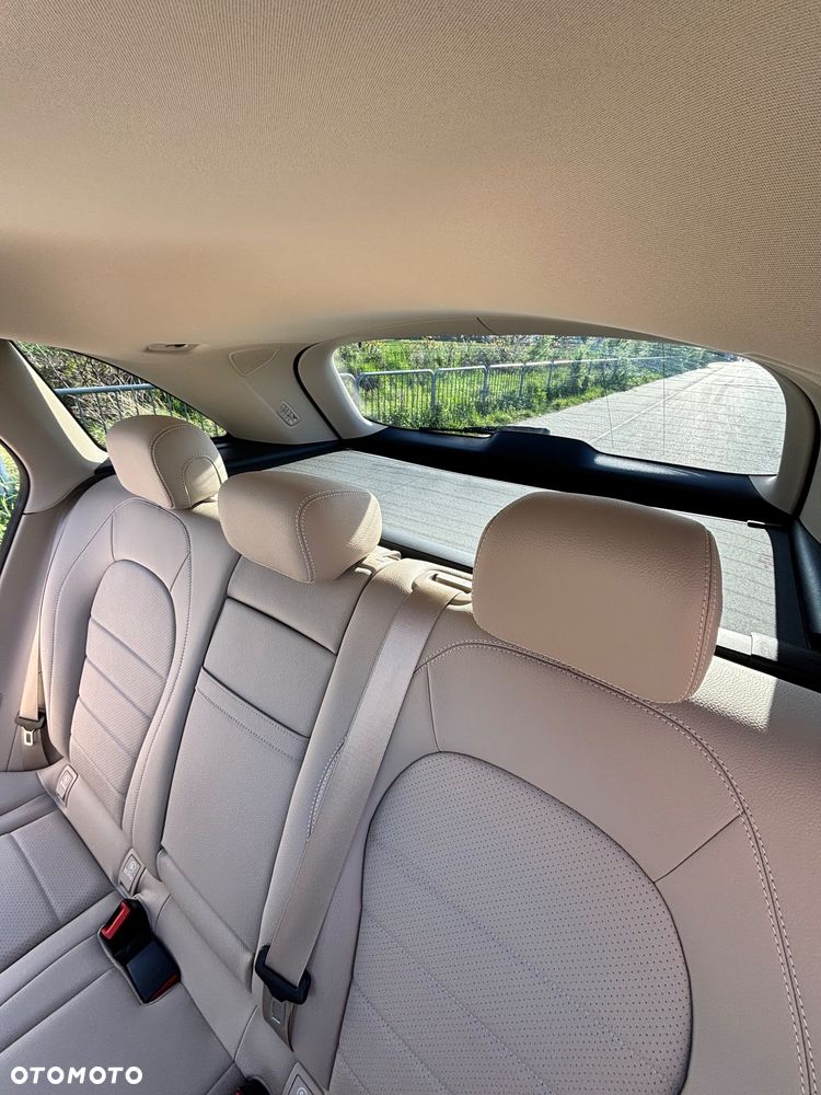 Mercedes-Benz GLC 300 4-Matic - 13