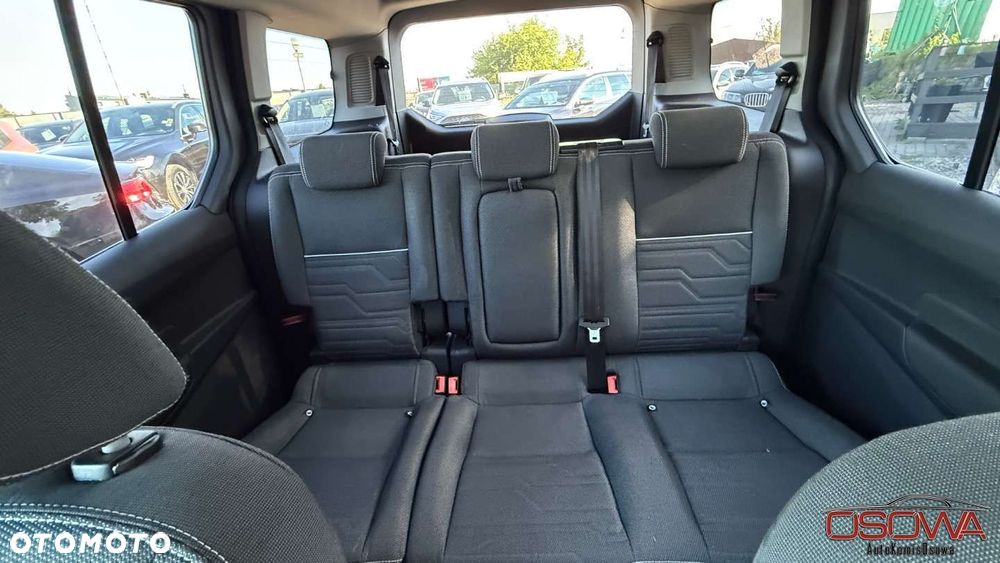 Ford Tourneo Connect Grand - 21