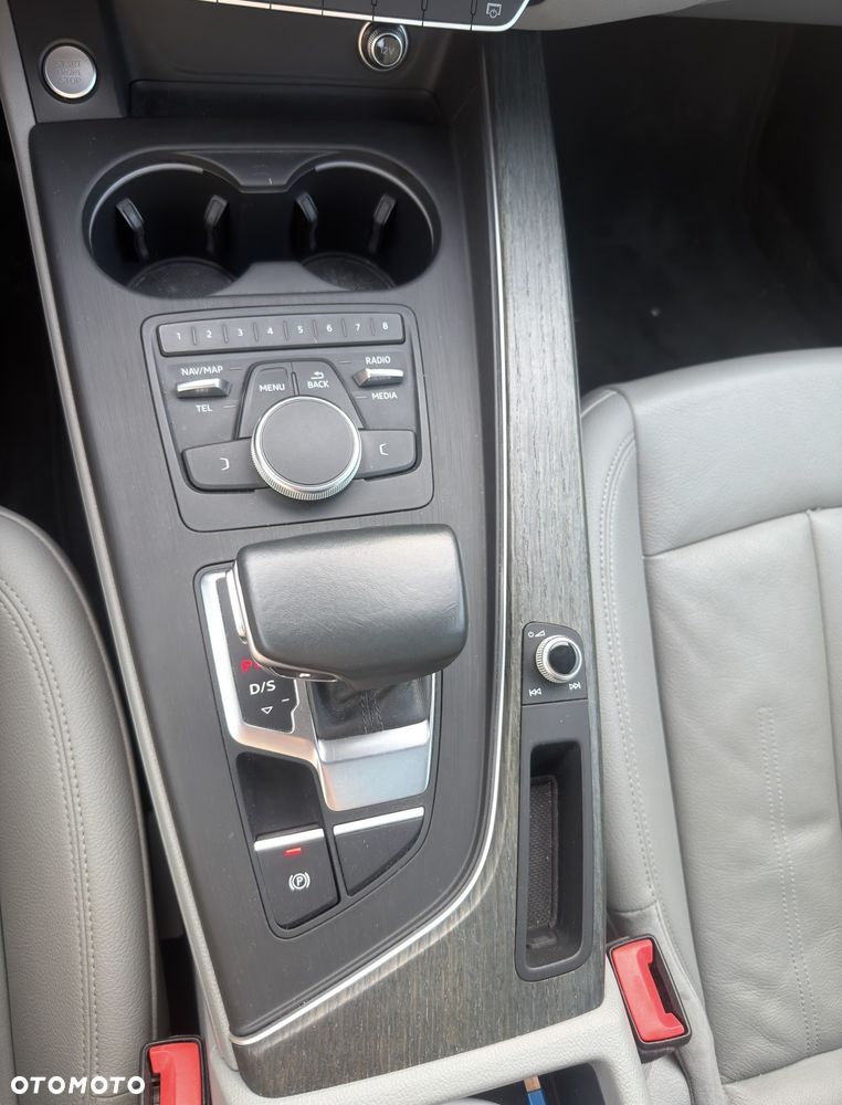 Audi A4 Limousine - 13