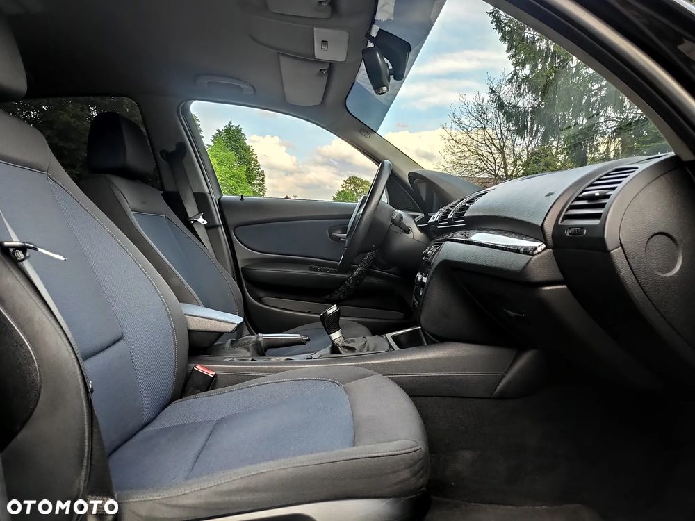 BMW Seria 1 - 12