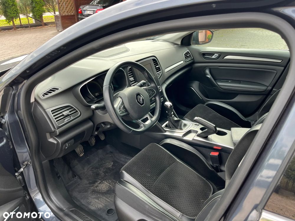 Renault Megane 1.2 Energy TCe Limited - 8