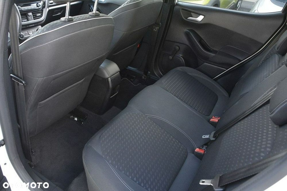 Ford Fiesta - 30