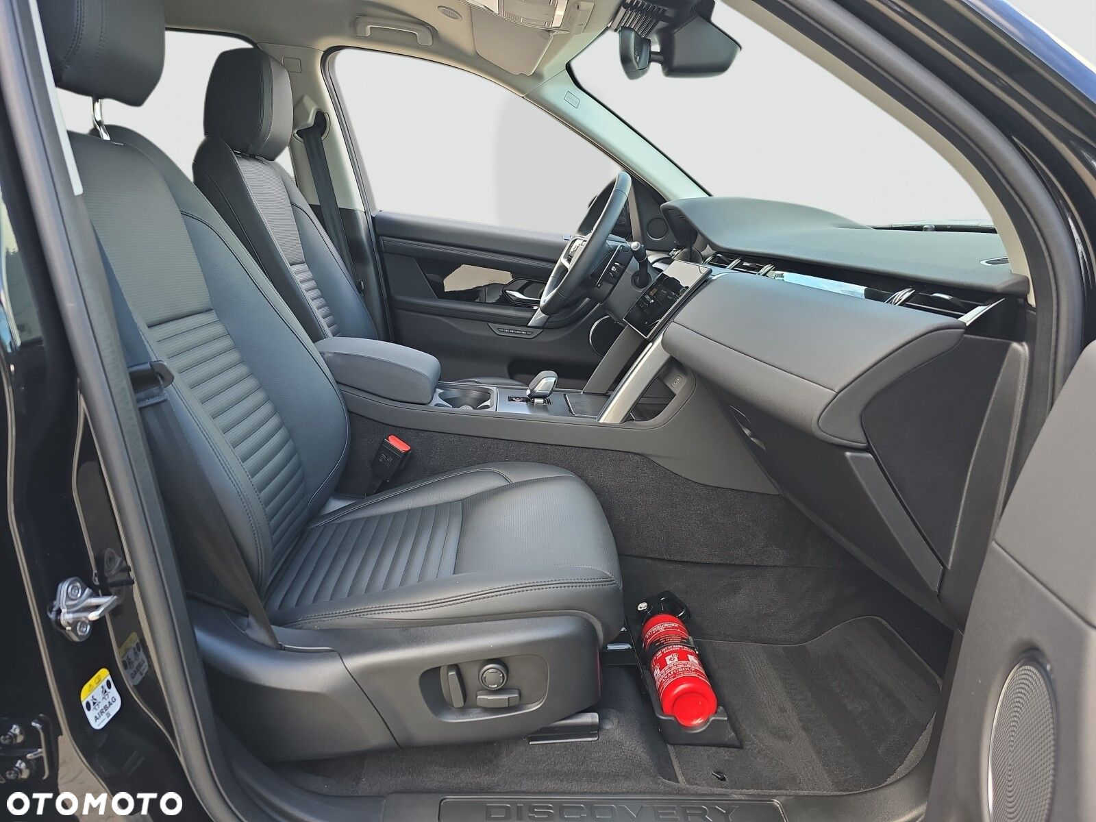 Land Rover Discovery Sport - 25