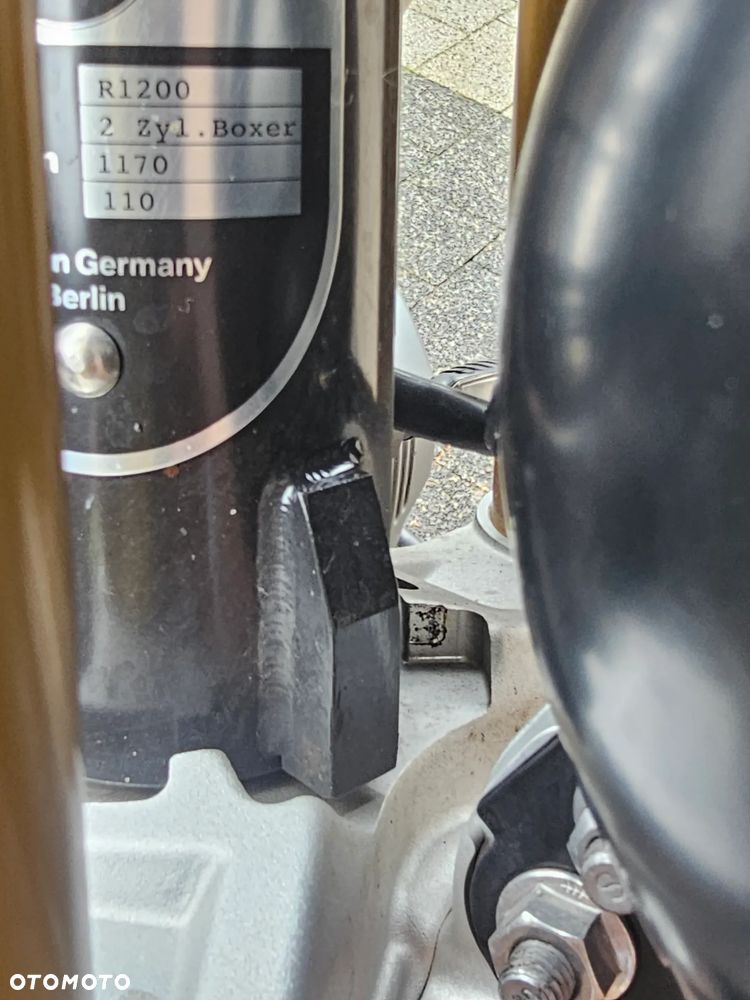 BMW R - 8