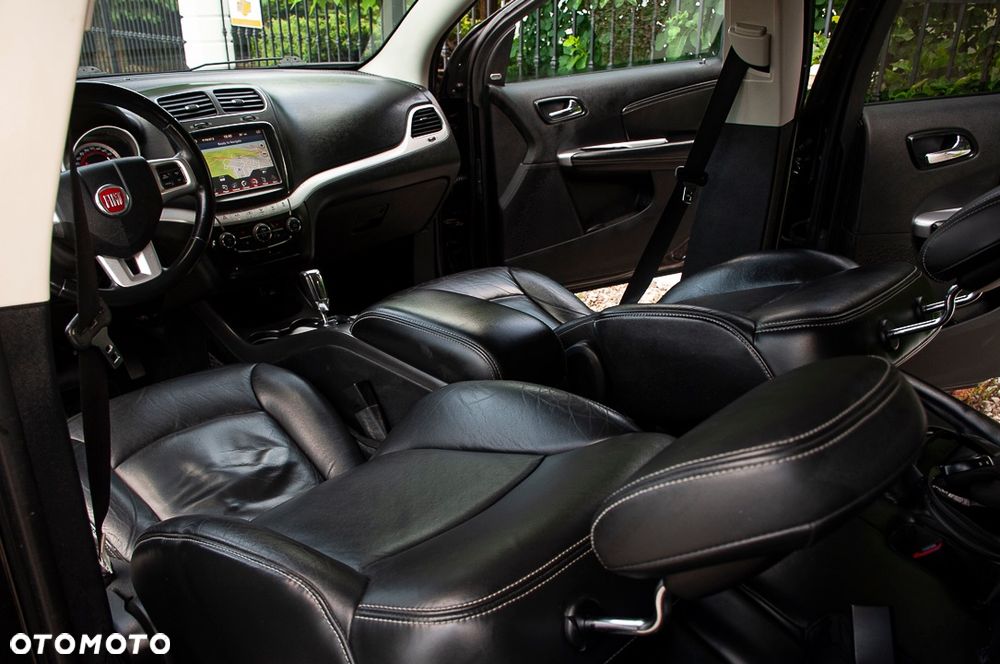Fiat Freemont 2.0 Multijet 16V DPF Automatik Allrad Cross - 25