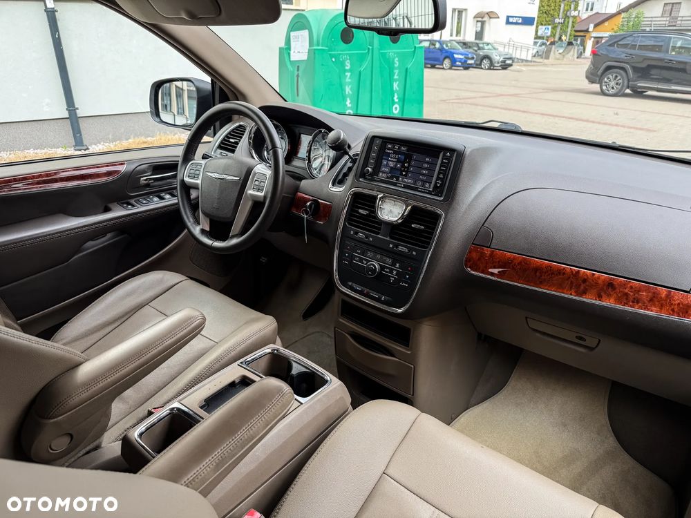 Chrysler Town & Country 3.6 Touring - 7