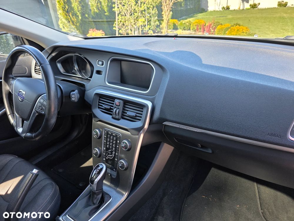 Volvo V40 Cross Country D2 Powershift Ocean Race - 10