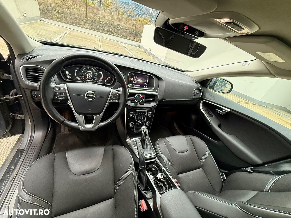 Volvo V40 T3 Geartronic - 11