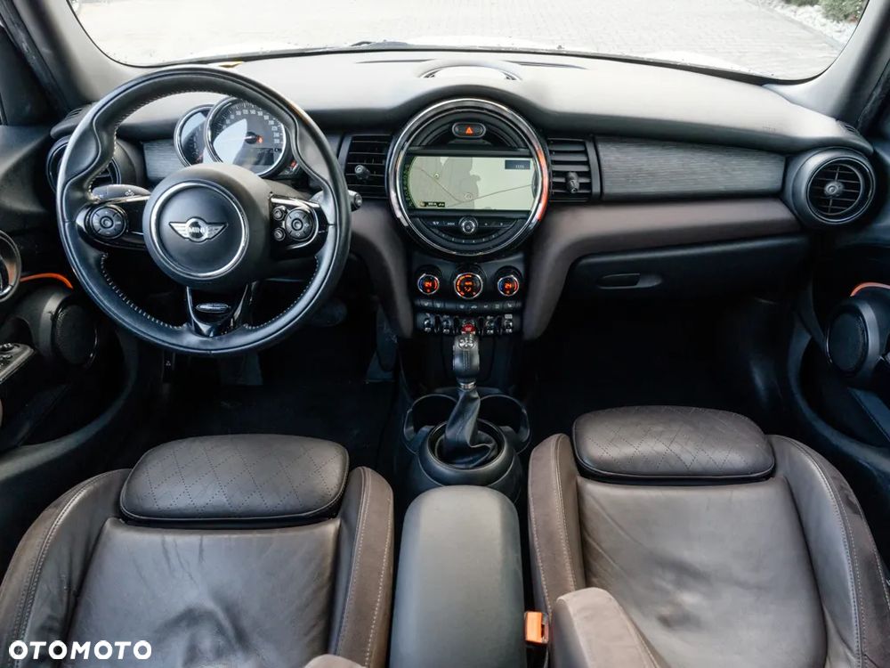 MINI Cooper Standard - 7