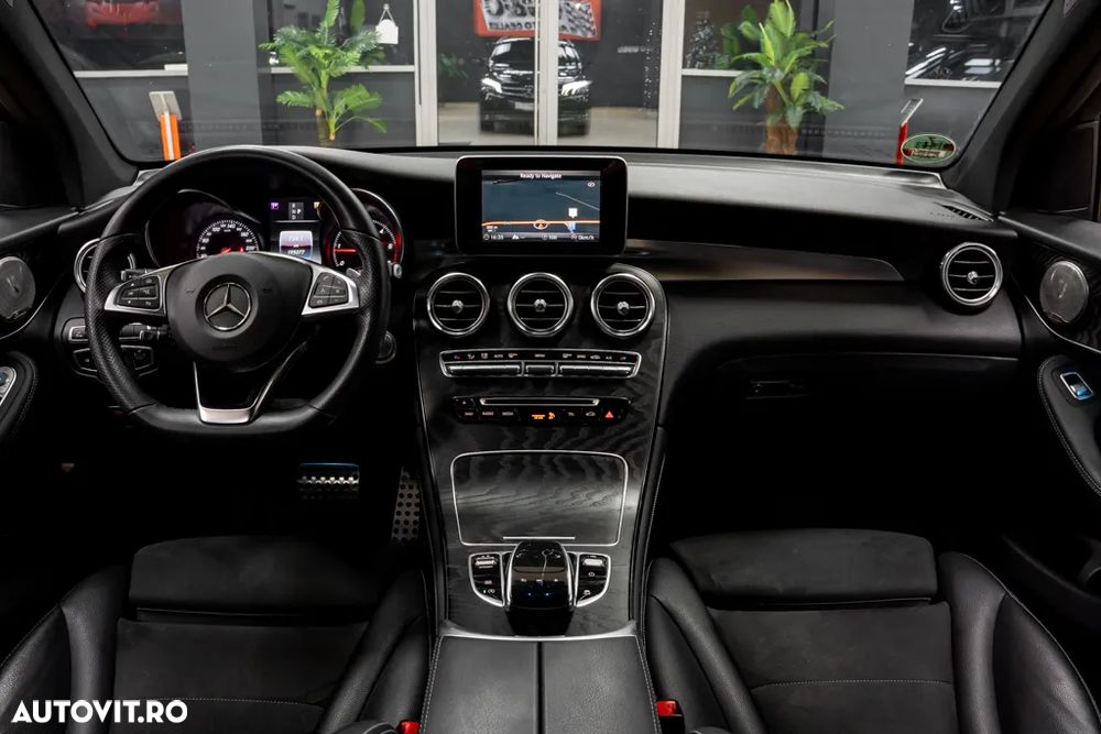 Mercedes-Benz GLC 250 d 4Matic 9G-TRONIC AMG Line - 33