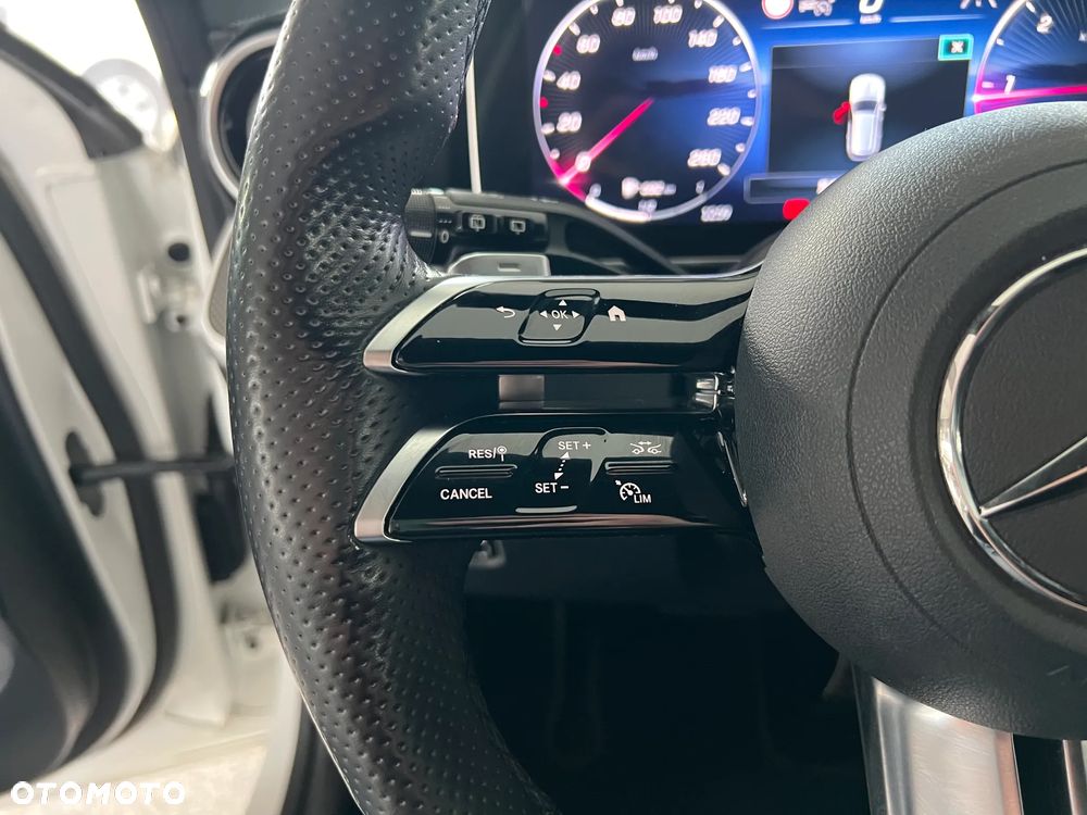 Mercedes-Benz Klasa C 220 d 9G-TRONIC - 26