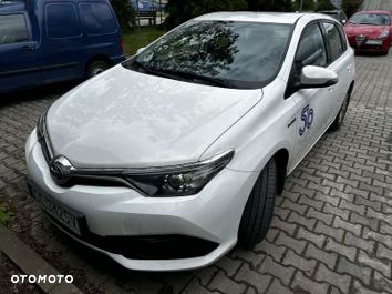 Toyota Auris - 1