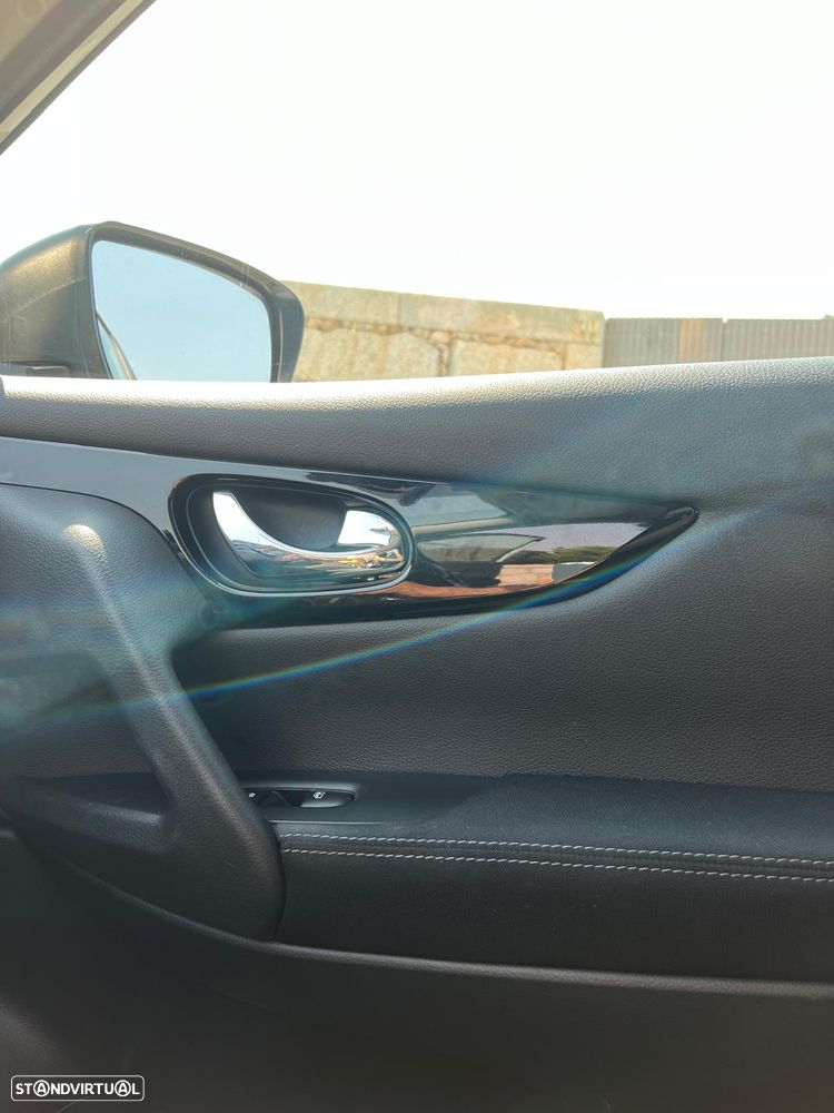 Nissan Qashqai 1.5 dCi N-Connecta DCT - 29