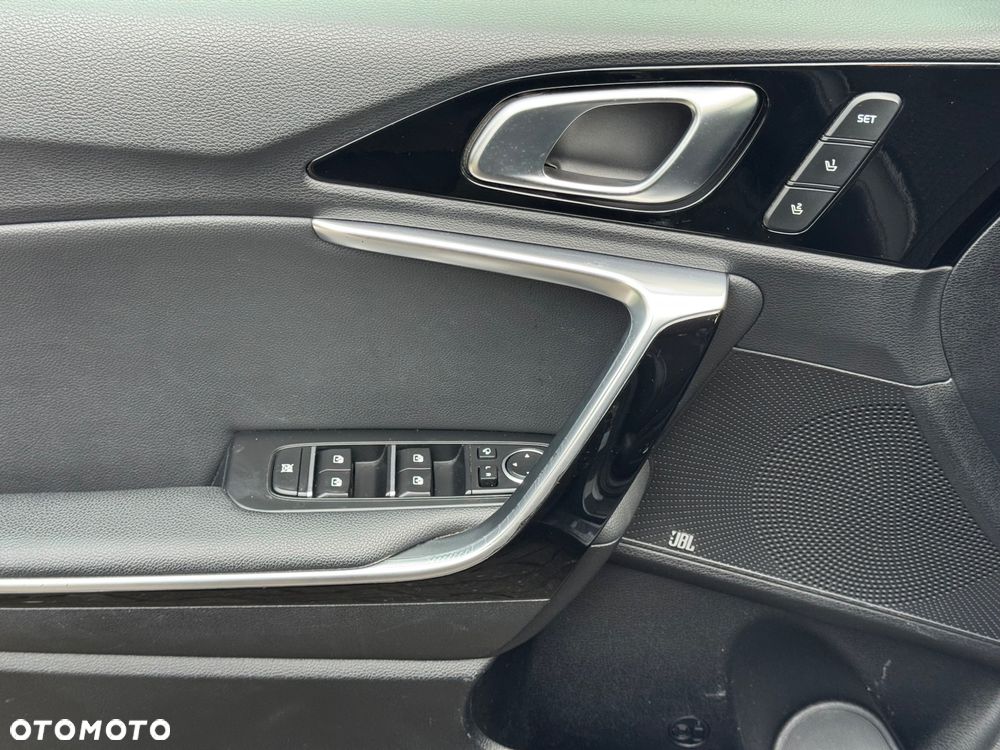 Kia Ceed 1.4 T-GDI OPF GT Line - 31