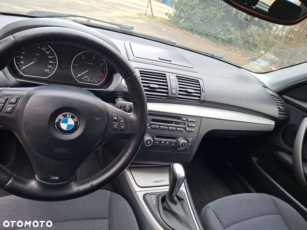 BMW Seria 1 118d - 19