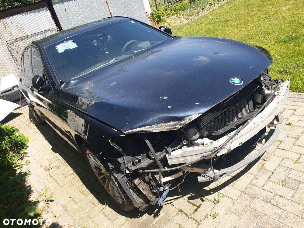 BMW Seria 7 750i Edition Exclusive - 2