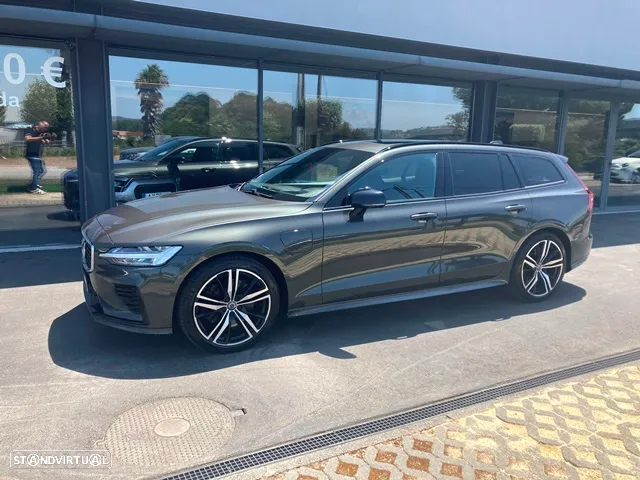 Volvo V60 2.0 T8 AWD TE R-Design - 5