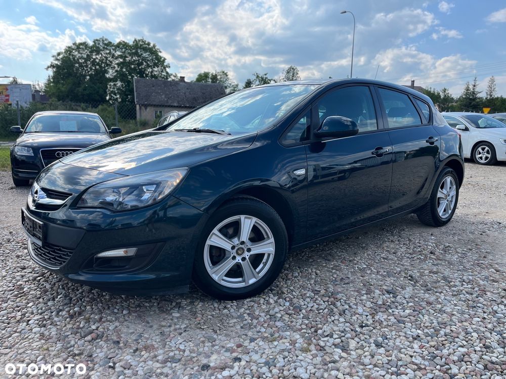 Opel Astra 1.6 Color Edition - 1