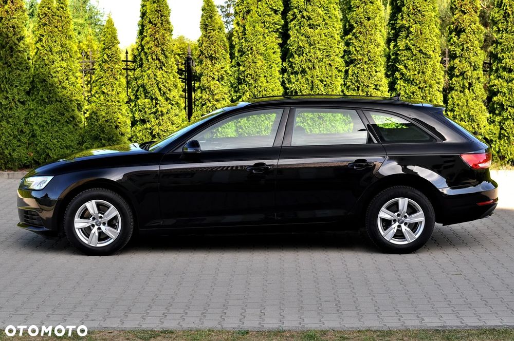 Audi A4 Avant 2.0 TDI Design - 10