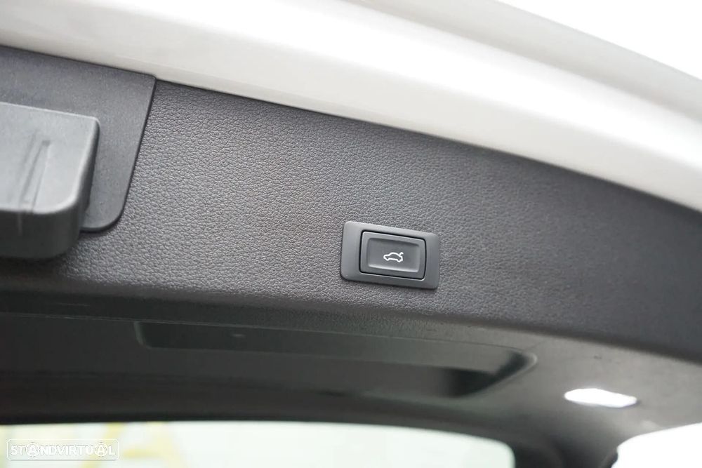 Audi e-tron 50 quattro S line - 23