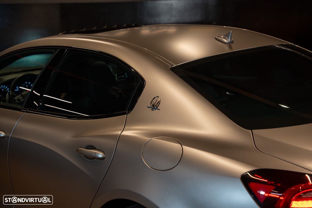 Maserati Ghibli - 10