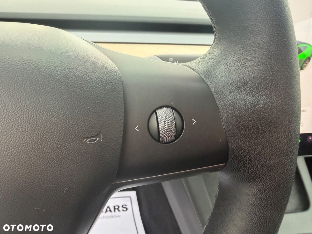 Tesla Model 3 RWD - 19