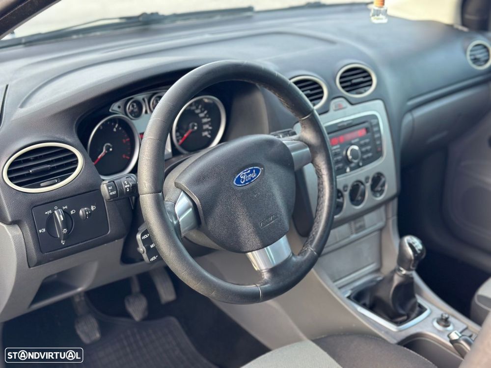 Ford Focus SW 1.6 TDCi Ambiente - 22