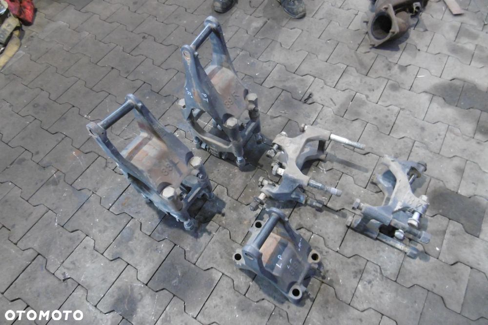 Ślizg resora Scania 6x4 8x4 Nowy Model - 1