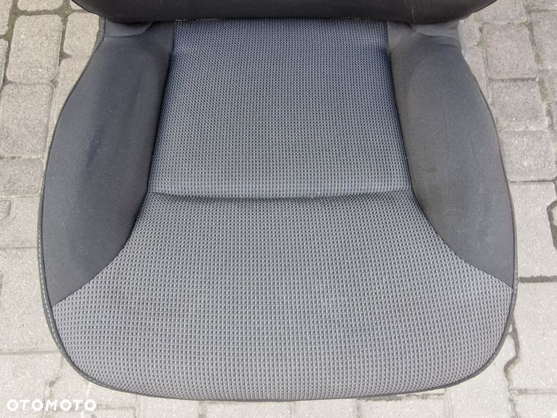 RENAULT TRAFIC III 3 TALENTO II FOTEL KIEROWCY LEWY PRZÓD PRZEDNI - 4