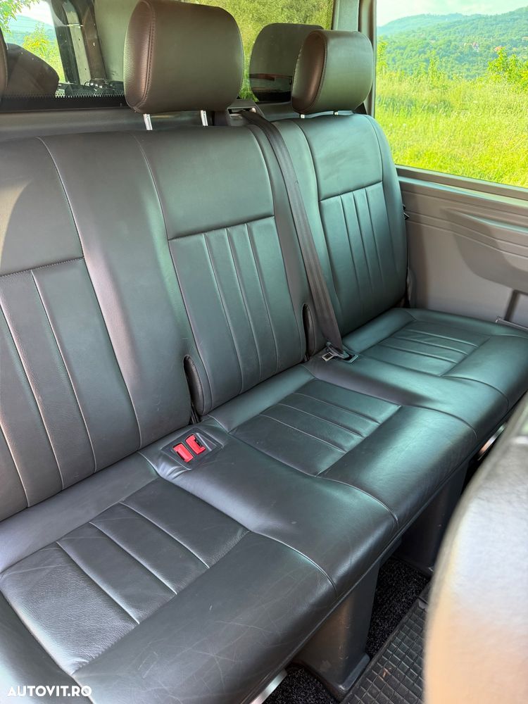 Volkswagen Transporter - 9