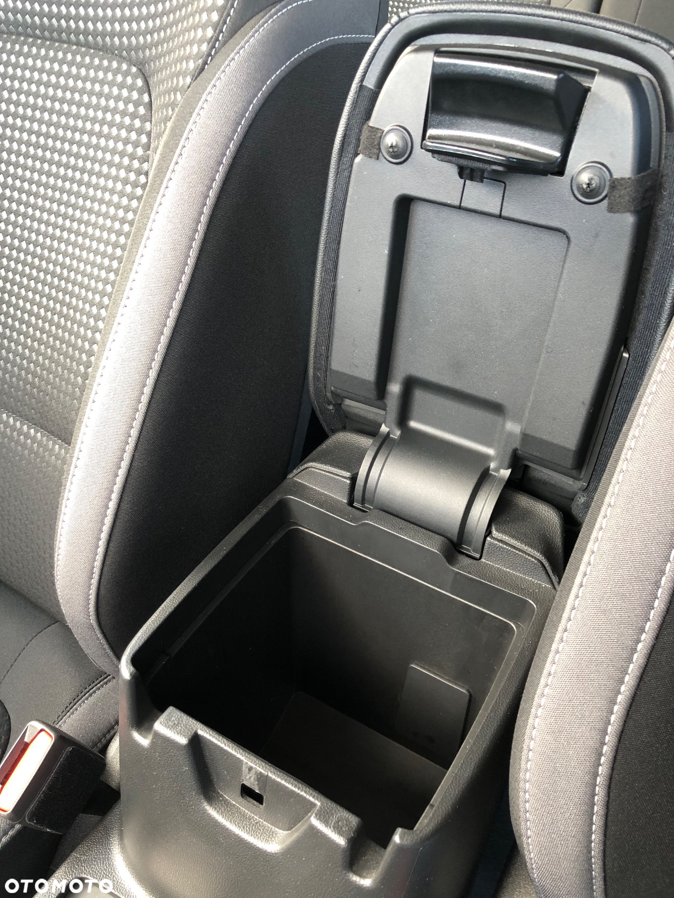 Ford Focus 1.5 EcoBlue Connected - 16