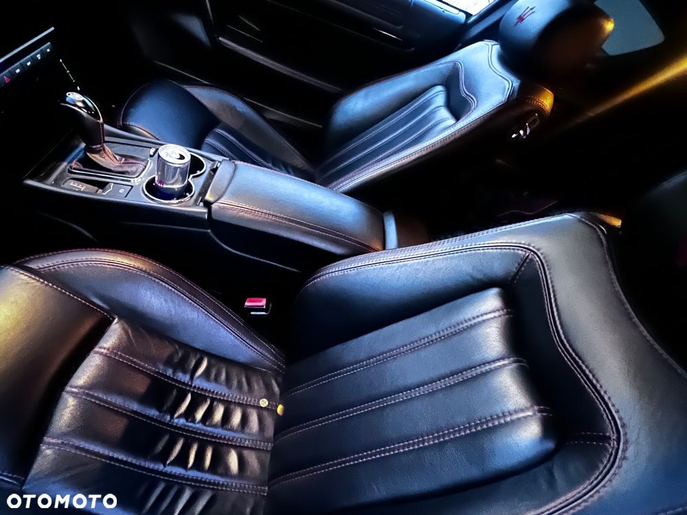 Maserati GranTurismo - 8