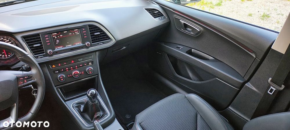 Seat Leon 1.4 EcoTSI FR Black S&S - 24