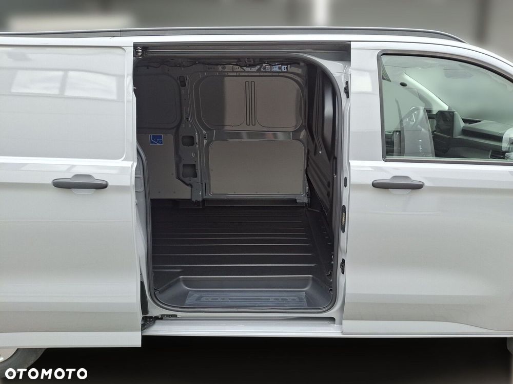 Volkswagen Transporter Furgon 2.0 TDI 150 KM manual - 35