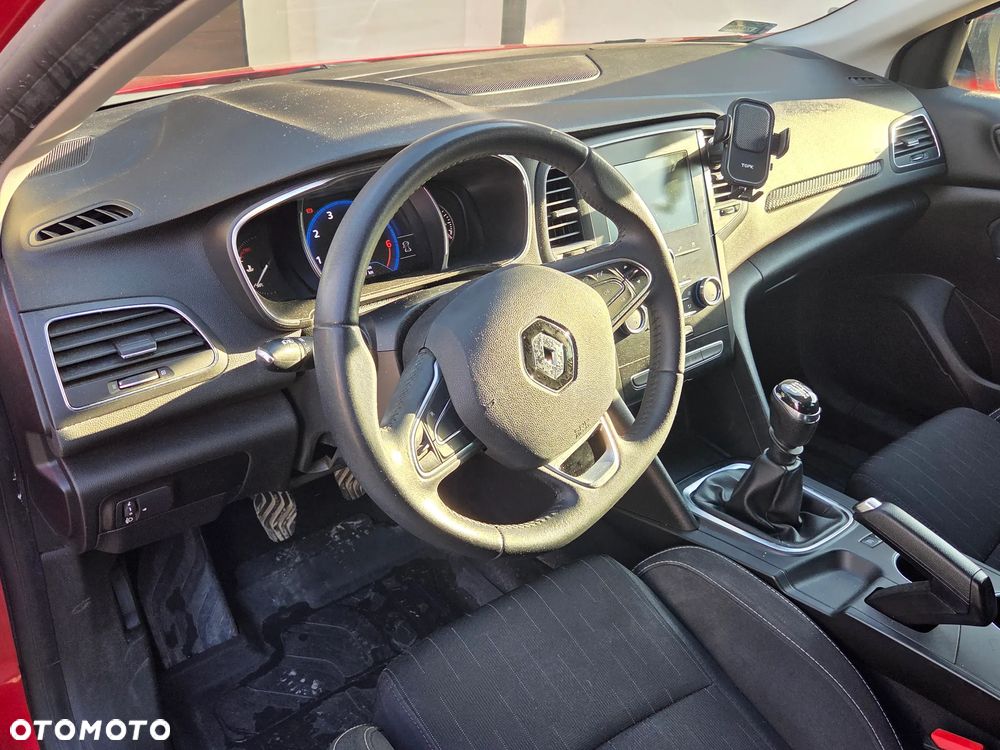 Renault Megane 1.3 TCe FAP Limited - 11