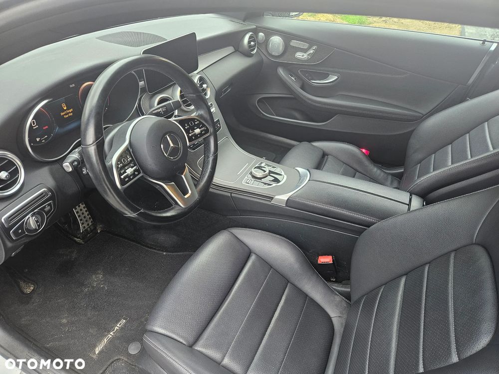 Mercedes-Benz Klasa C 300 Coupe 4Matic 9G-TRONIC AMG Line Plus - 20