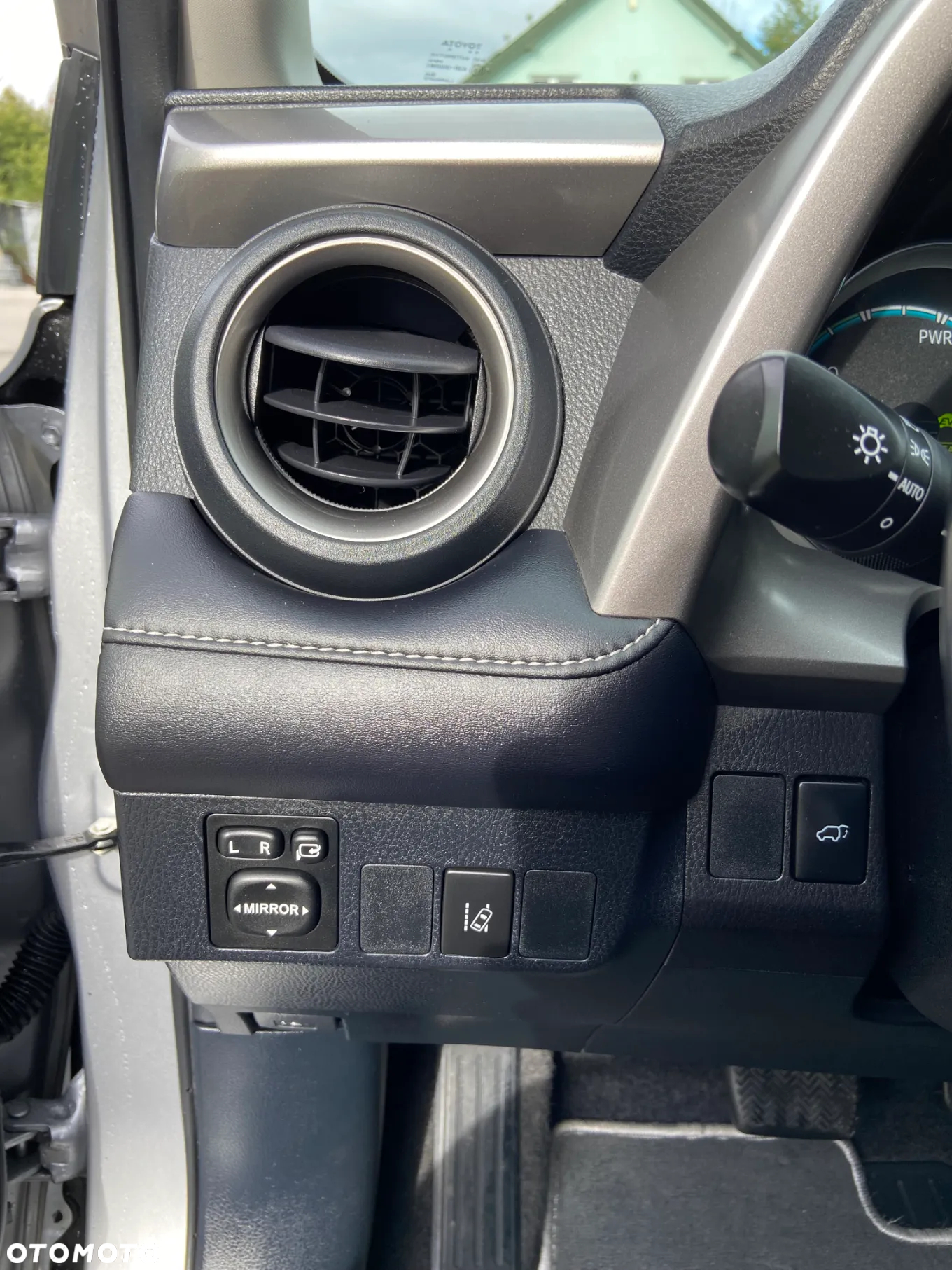 Toyota RAV4 2.5 4x2 Hybrid Edition - 28