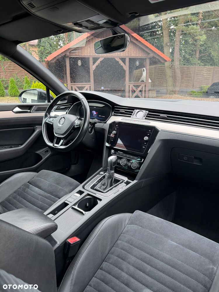 Volkswagen Passat 2.0 TDI Bi-Turbo BMT 4Mot Highline DSG - 27