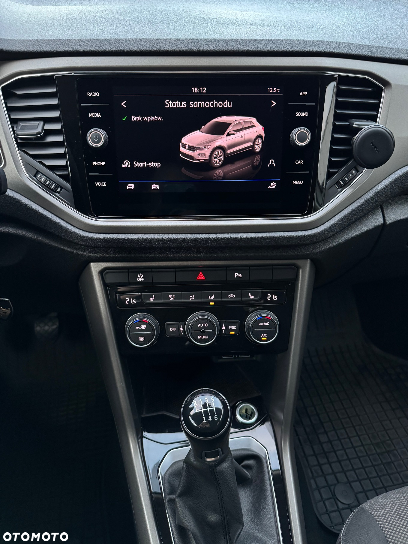 Volkswagen T-Roc 1.0 TSI Advance - 26