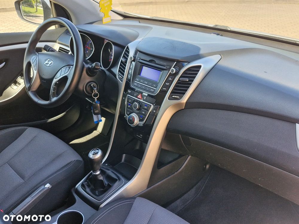 Hyundai i30 i30cw 1.6 CRDi Trend - 14